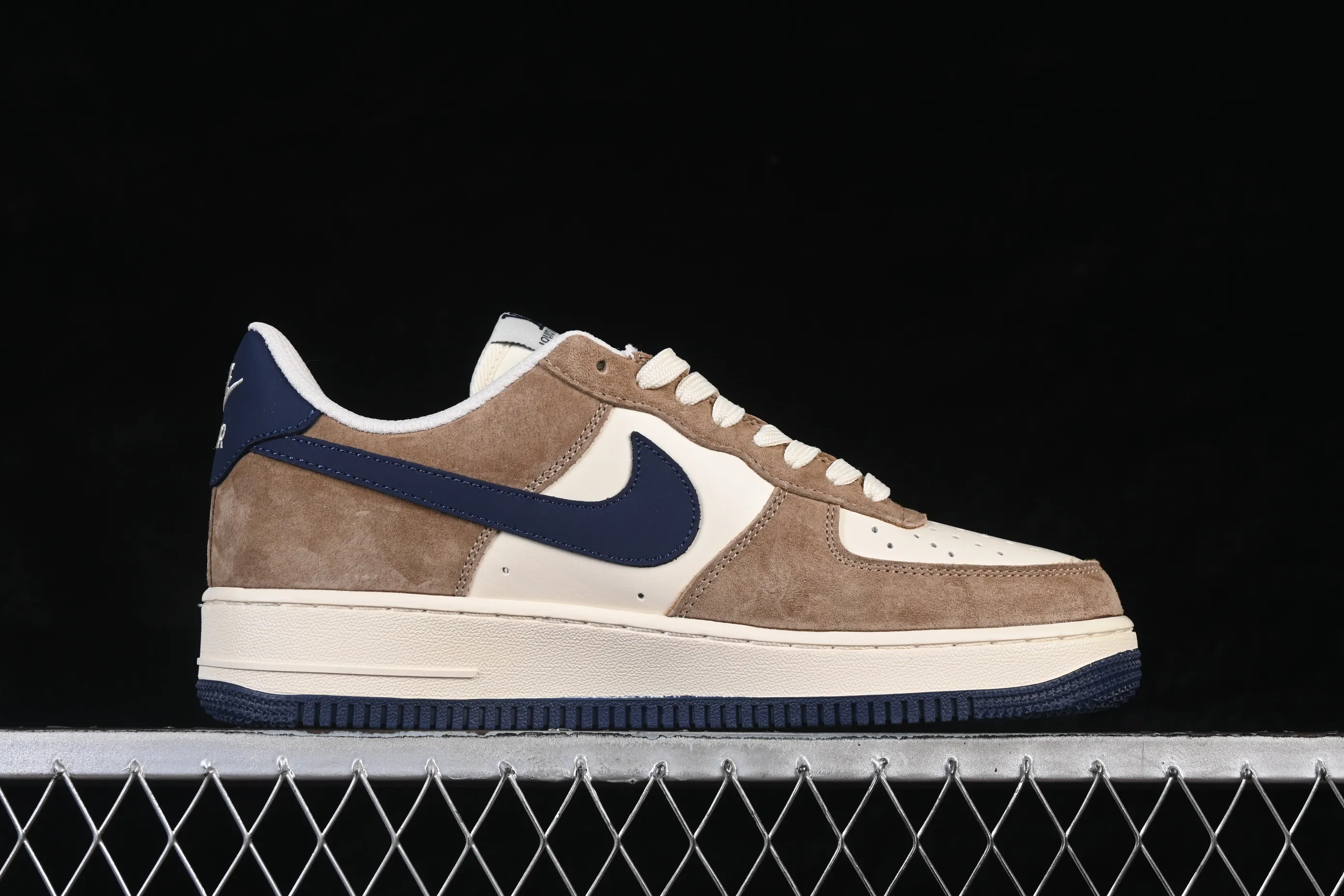 All categories Nk Air Force 1 Air Force series Nk Air Force 1 Low Air Force low-top Nike Air Force 1'07 Low joint beige brown navy Air Force 1 low-top casual sneakers NH0601-589
